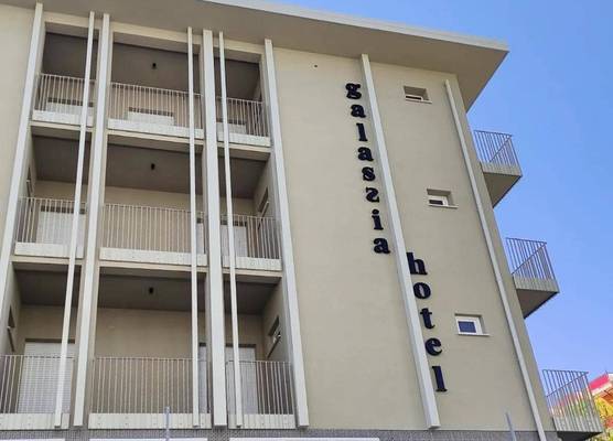 Hotel Galassia 1