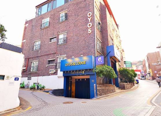 OYO Hostel Myeongdong 5 1