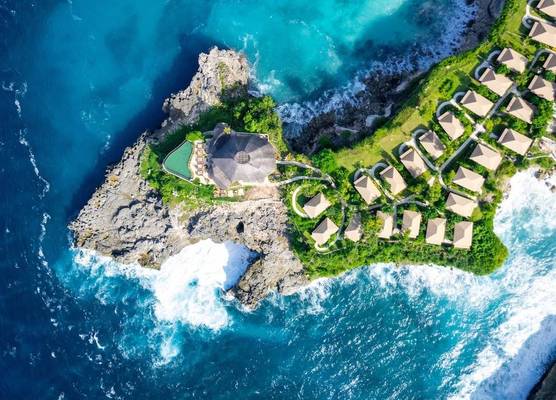 ARNA Suites and Ocean Lounge 1