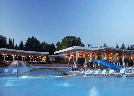 Hotel Com - All Inclusive 1