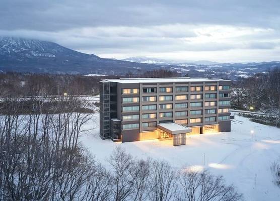 Hinode Hills Niseko Village 1