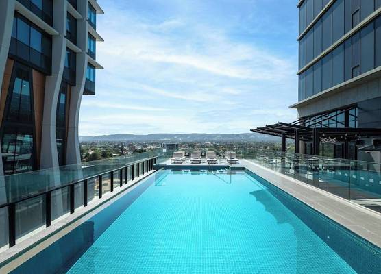 Crowne Plaza ADELAIDE by IHG 1