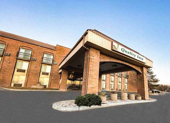 Quality Inn Vernal near Dinosaur National Monument 1