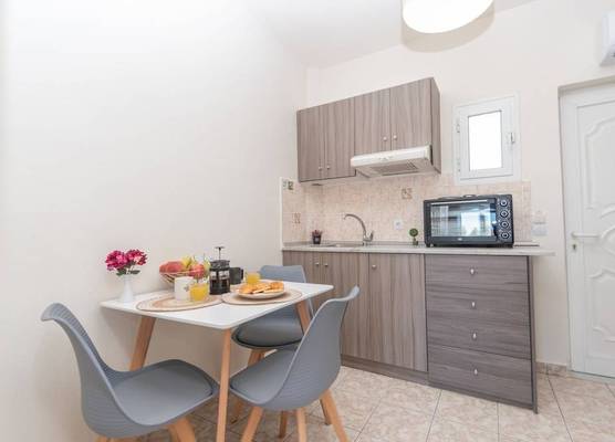 Kamara Apartments - 450m from the beach, by ZanteWize 1
