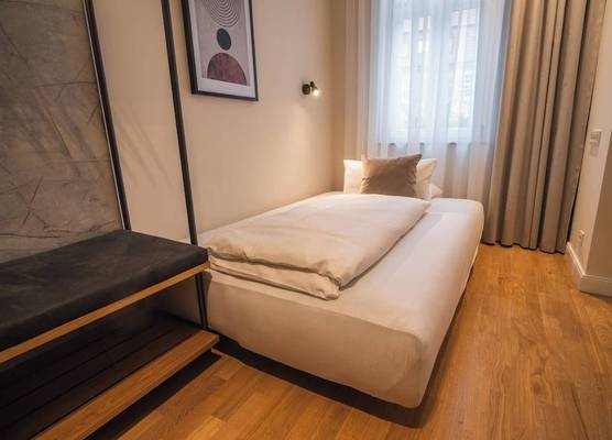 Hotel zum Kaiserdom 1