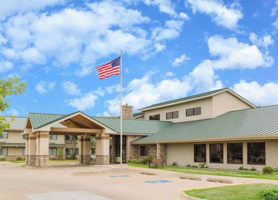 AmericInn by Wyndham Ankeny/Des Moines 1