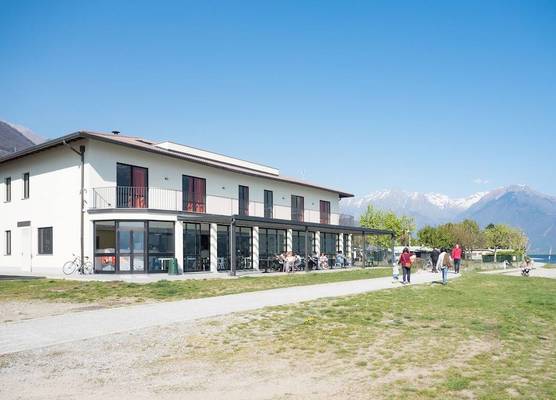 Lake Como Beach Hostel 1