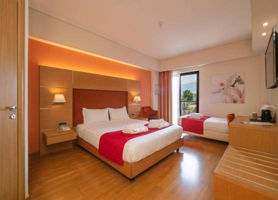 Elektra Stay Port & Sea View 1