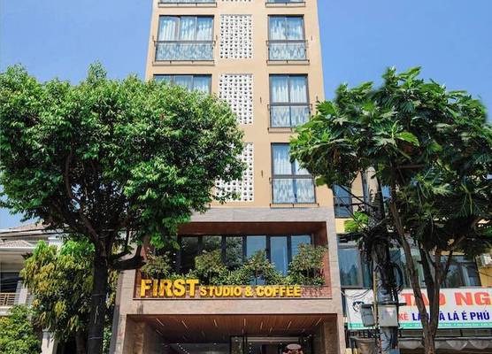 FIRST Studio Hotel Da Nang 1