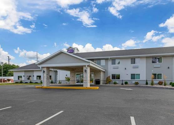 Sleep Inn & Suites Wisconsin Dells - Lake Delton 1