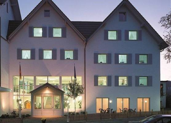 Hotel Zur Burg Sternberg 1
