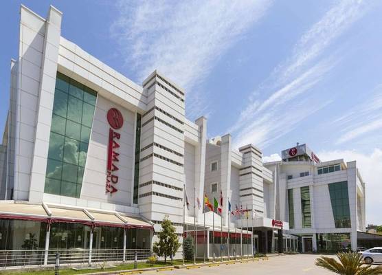 Ramada Plaza By Wyndham Izmit 1