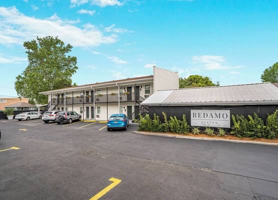 Redamo Suites 1