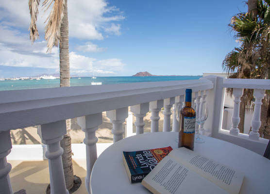 Apartamentos LIVVO Galera Beach 1