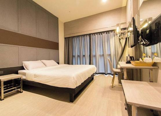 Lazy Sunday hostel 1