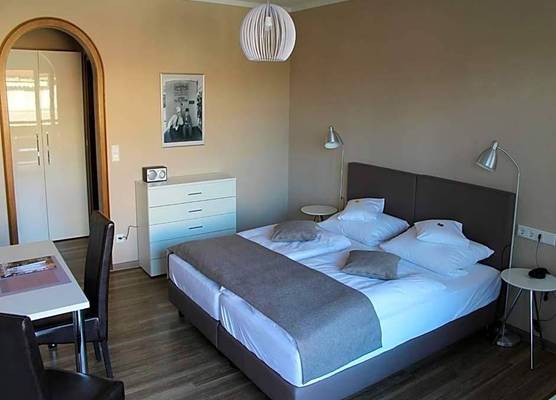 Hotel garni Bellevue 1