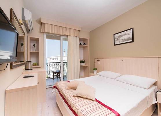 İleri Hotel & Apartments 1
