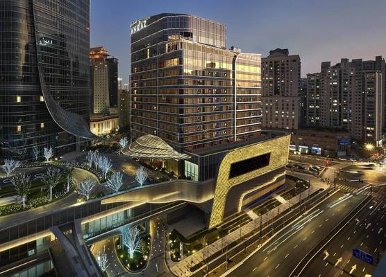 Andaz Shanghai ITC 1