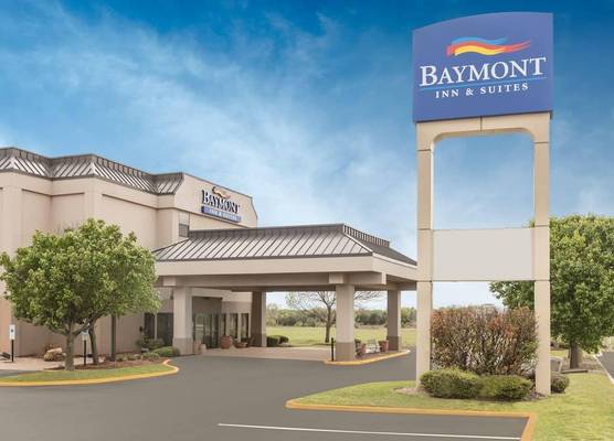 Baymont by Wyndham Oklahoma City/Quail Springs 1