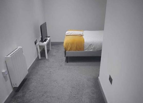 AWESOME 1 Bedroom Flat in Doncaster 19 1