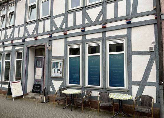 Passage 84 - Hotel & Café 1