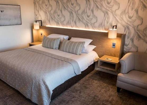 The Kelway Hotel 1