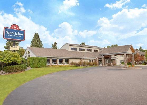 AmericInn by Wyndham Rhinelander 1