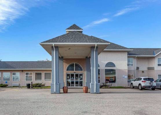 Quality Inn & Suites Edmonton International Airport 1