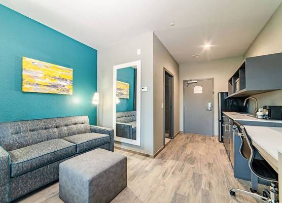 Everglades Adventures Hotel Suites by Ivey House 1