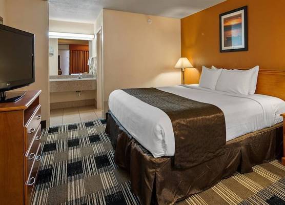 Best Western Tulsa Airport 1