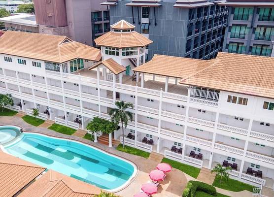 Le Palm Hotel 1