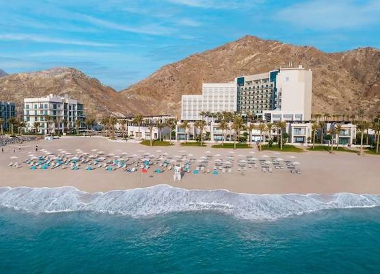 Address Beach Resort Fujairah 1