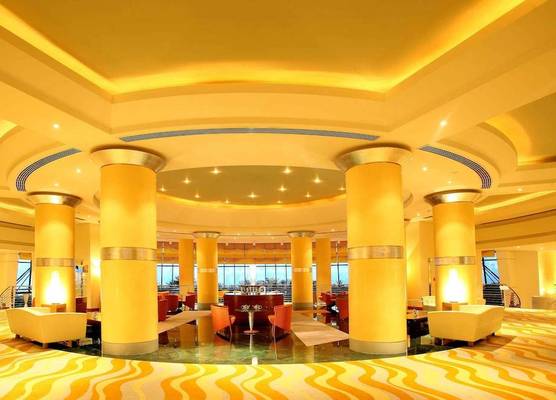 Le Meridien Al Aqah Beach Resort 1