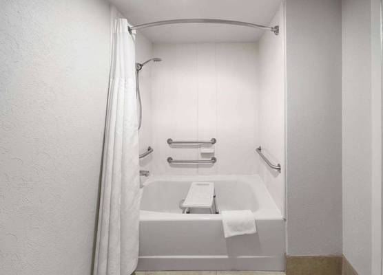 Ramada Limited San Angelo 1