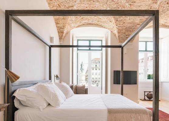 The Visionaire Apartments 1