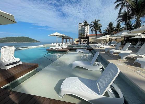 The Palms Resort of Mazatlan 1