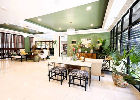 Courtleigh Hotel & Suites 1