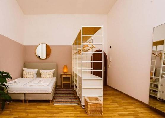 Stadtpark Apartments 1