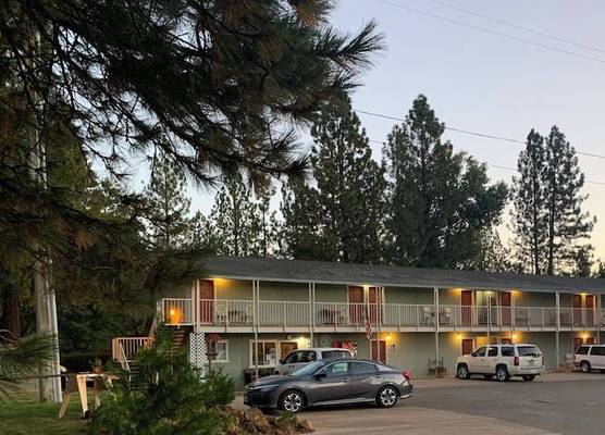 Brownsville Motel 1