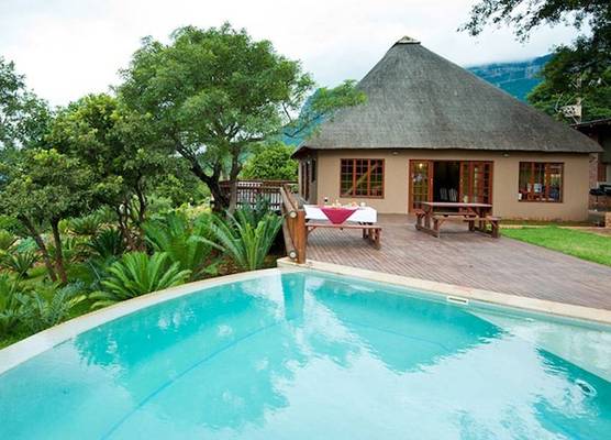 Amafu Forest Lodge 1