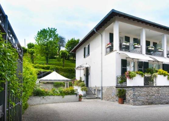 Miralago B&B and Apartments 1