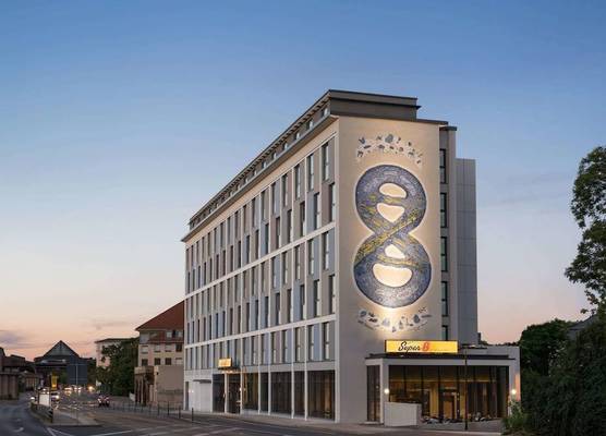 Super 8 by Wyndham Dresden 1
