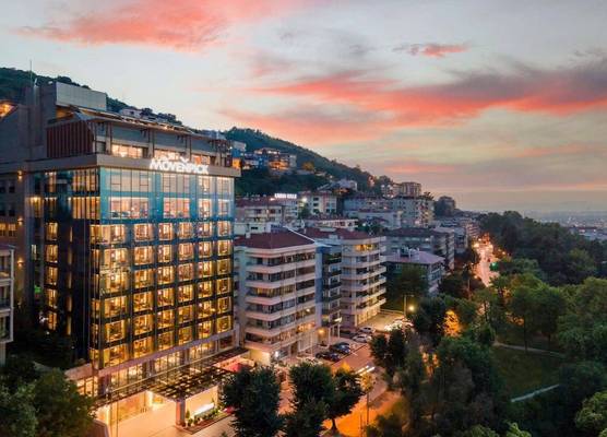 Mövenpick Hotel & Thermal Spa Bursa 1
