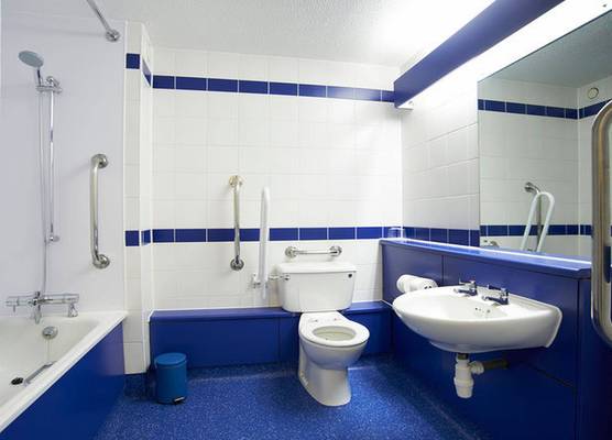 Travelodge Cambridge Newmarket Road 1