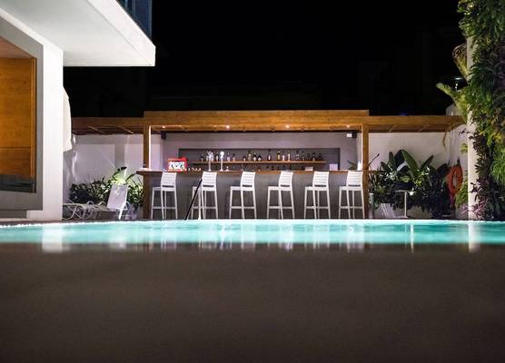 Manousos City Hotel 1