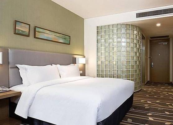 Holiday Inn Express Chongqing Airport Zone by IHG 1
