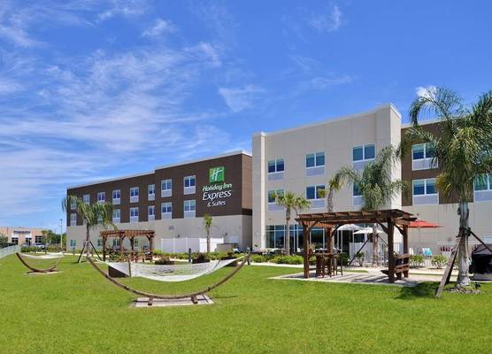 Holiday Inn Express & Suites TRINITY by IHG 1