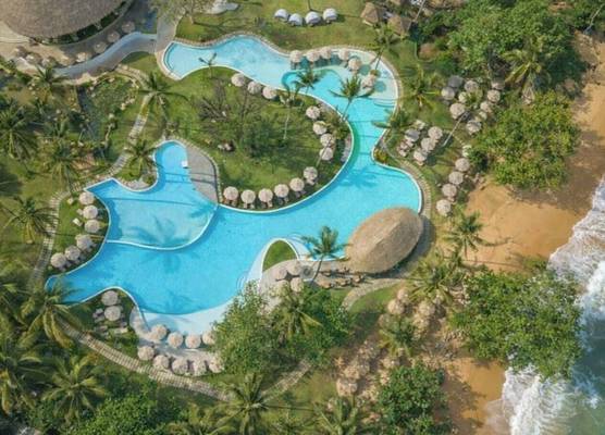Eden Beach Khao Lak Resort & Spa 1