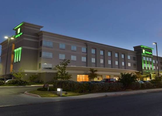 Holiday Inn & Suites SAN ANTONIO NORTHWEST by IHG 1