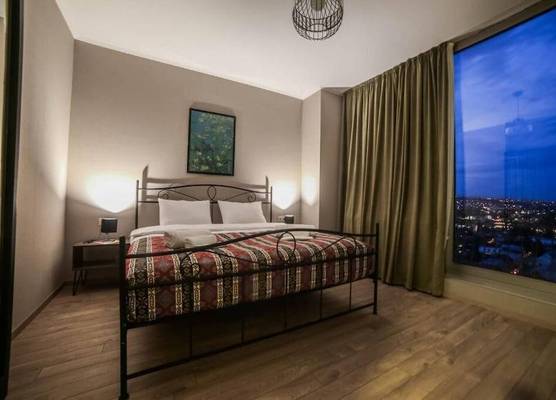 Hotel Flower 1